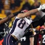 Pittsburgh, PA - 12/17/2017: Ron Gronkowski reception during third quarter action. The New England Patriots vs. the Pittsburgh Steelers at Heinz Field. Jim Davis / Globe staff