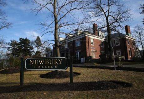 Brookline, MA - 12/14/2018- ] Mitton Hall is seen from Fisher Ave at Newbury College in Brookline on Friday, December 14, 2018. Newbury College has announced that the school will be shutting down after the spring semester. (Michael Swensen for The Boston Globe) Topic: (metro)

