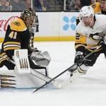 Boston MA 11/23/18 Boston Bruins goaltender Jaroslav Halak (41) denies Pittsburgh Penguins right wing Patric Hornqvist (72) shot on goal during second period action at TD Garden. (photo by Matthew J. Lee/Globe staff) topic: reporter: 