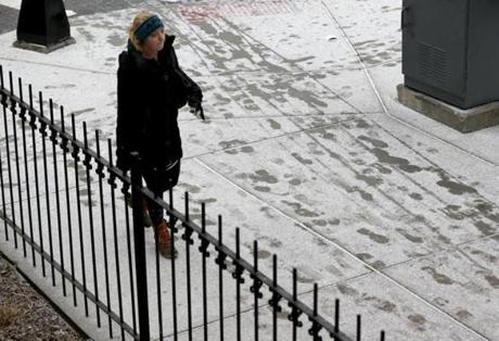 01/08/2019 Boston MA -A light dusting of snow in Boston on Tremont Street, left footprints made by pedestrians. Jonathan Wiggs/Globe StaffReporter:Topic: 
