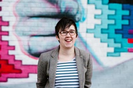 A handout picture released by Jess Lowe Photography on April 19, 2019 and taken on May 19, 2017 shows journalist and author Lyra McKee posing for a photograph in Belfast. - Journalist Lyra McKee was shot dead overnight during riots in the Creggan area of Derry, Northern Ireland, in what police on April 19, 2019 were treating as a terrorist incident following the latest upsurge in violence to shake the troubled region. (Photo by Jess LOWE / JESS LOWE PHOTOGRAPHY / AFP) / RESTRICTED TO EDITORIAL USE - MANDATORY CREDIT 